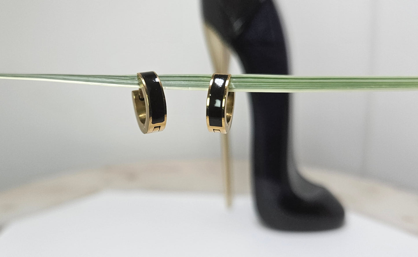 18k Gold Plated Hoop Huggie Black Enamel Earrings 8cm