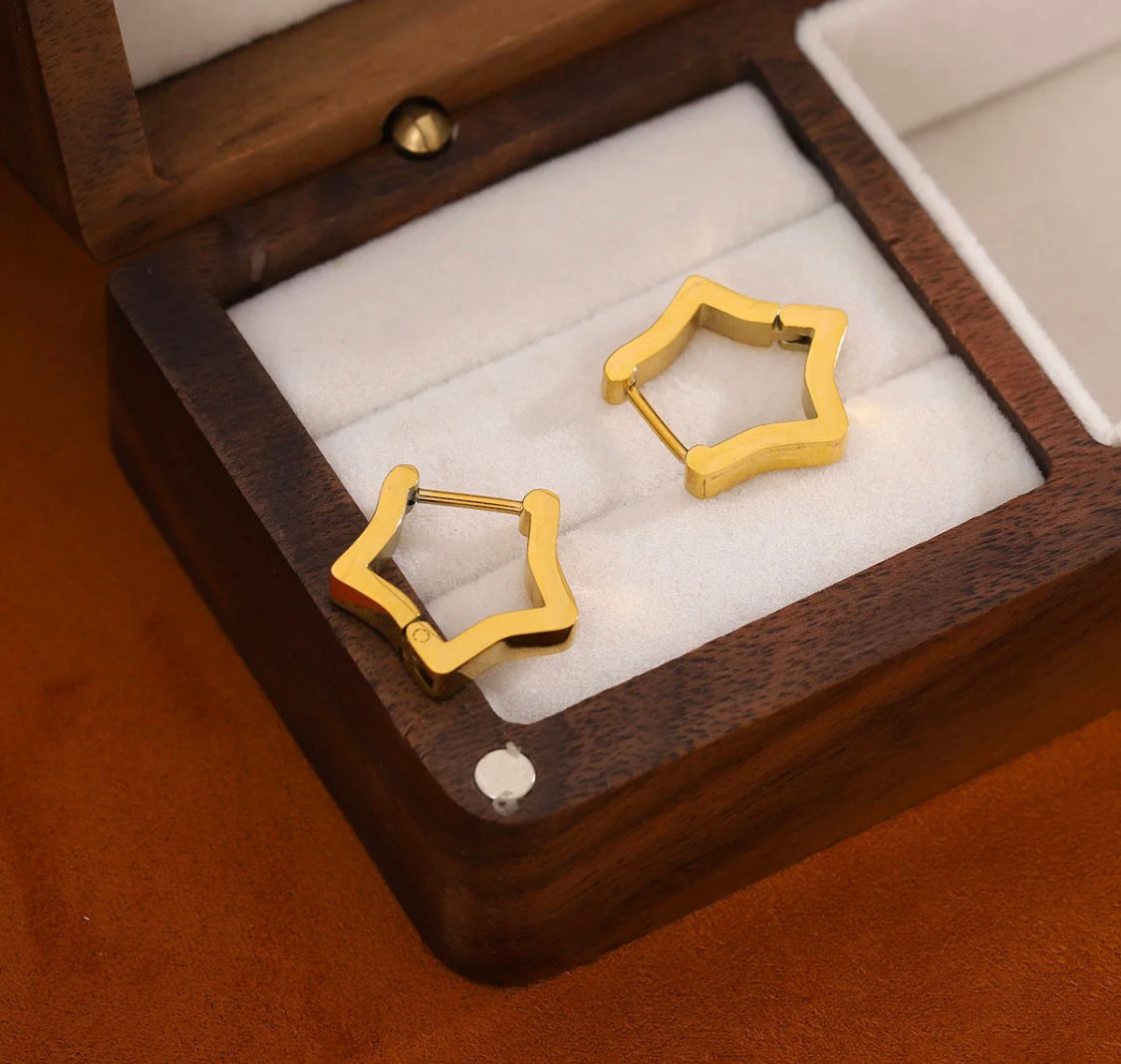 Aura Lux 18k Gold Plated Geometric Star Huggies