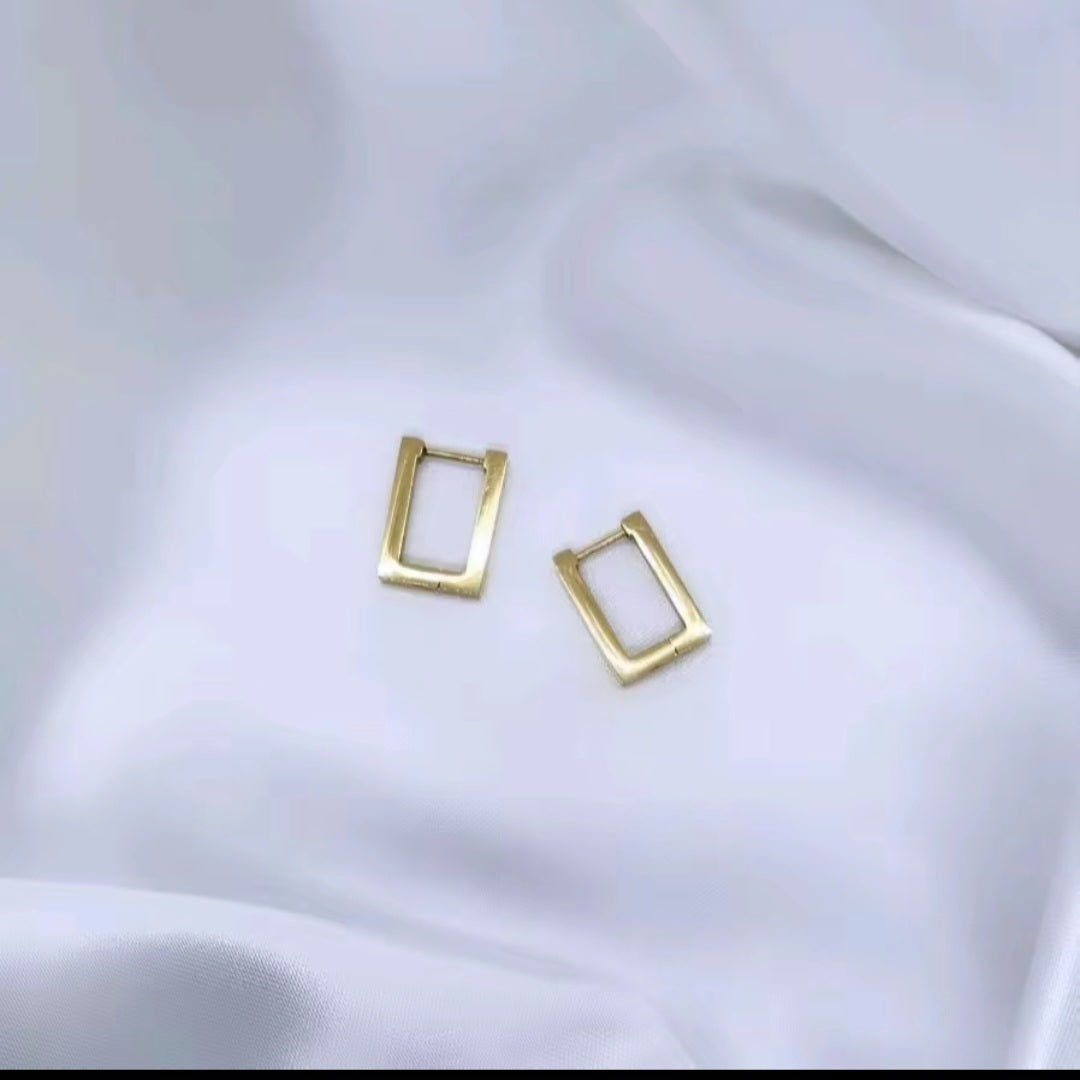 Rectangle Aura Lux geometrical collection 18K earrings